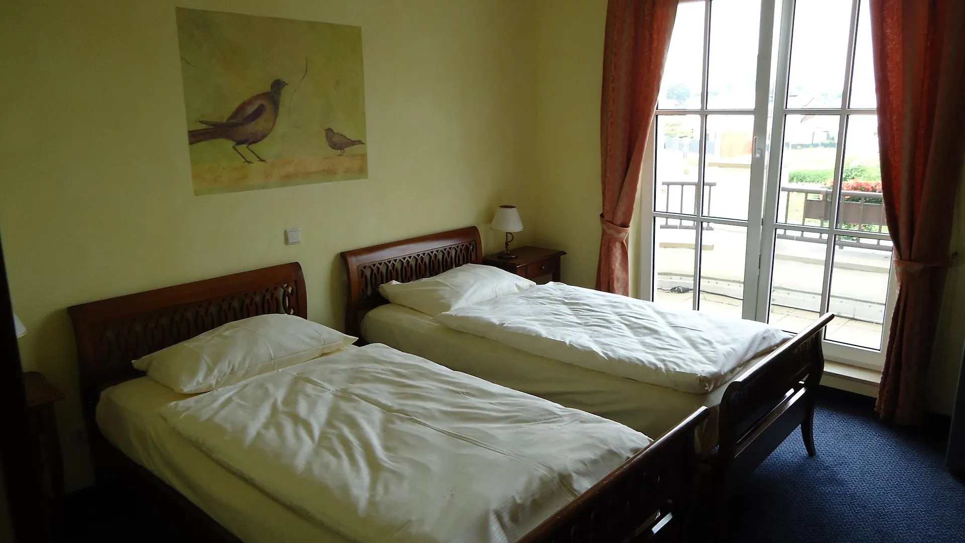 ****  Hotel Landhaus Milser Дуйсбург Германия