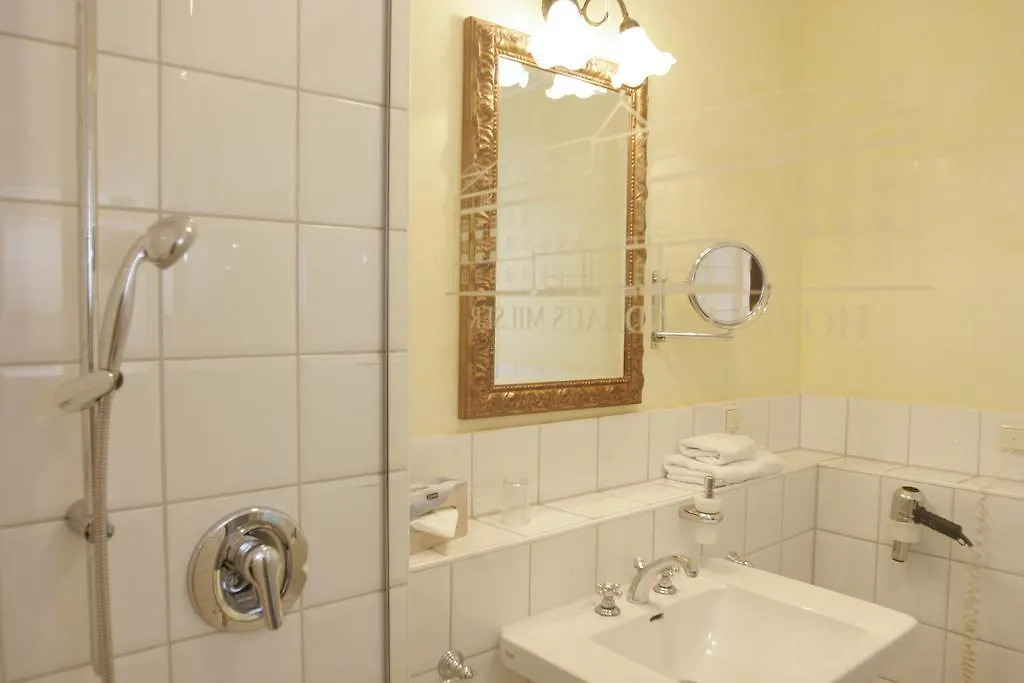 Hotel Landhaus Milser Дуйсбург