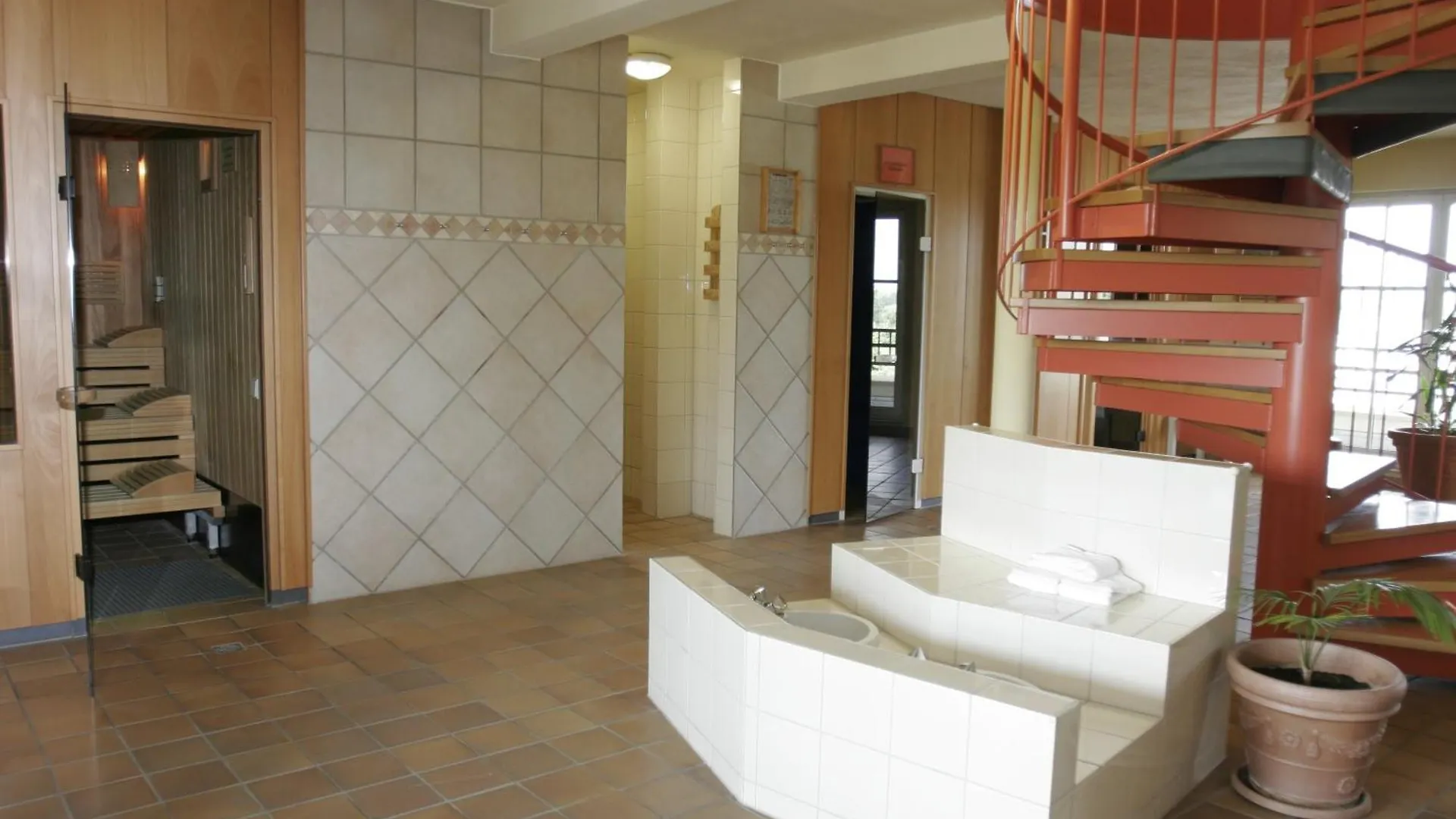 Hotel Landhaus Milser Дуйсбург Германия